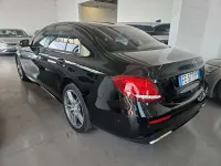 Usata Mercedes E220 AMG line 194 CV (142 kW) 2016 Nero Berlina