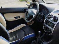 Usata Peugeot 206 50 CV (36 kW) 2005 Nero Berlina