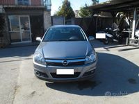Usata Opel Astra 100 CV (73 kW) 2006 Grigio Berlina
