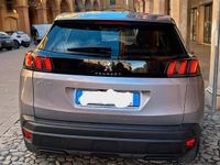 Usata Peugeot 3008 Active 2021 Grigio SUV