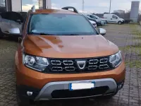 Usata Dacia Duster Lauréate 109 CV (80 kW) 2018 Marrone SUV