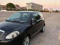 Usata Lancia Ypsilon 69 CV (50 kW) 2011 Nero Utilitaria