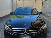 Gebraucht Mercedes E220 Business 194 PS (142 kW) 2020 Schwarz Kombi