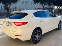 Usata Maserati Levante 275 CV (202 kW) 2017 Bianco SUV