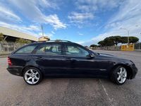 Usata Mercedes C220 Avantgarde 160 CV (117 kW) 2007 Blu Station wagon