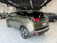 Usata Peugeot 3008 Allure GT-Line 131 CV (96 kW) 2018 Bronzo SUV
