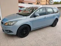 Usata Ford Focus Style 90 CV (66 kW) 2009 Blu Station wagon