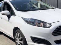 Usata Ford Fiesta 60 CV (44 kW) 2015 Berlina