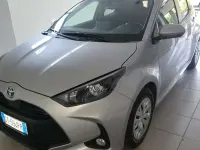 Usata Toyota Yaris Hybrid Style 92 CV (67 kW) 2024 Berlina