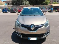 Usata Renault Captur 90 CV (66 kW) 2015 Grigio SUV