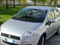 Usata Fiat Grande Punto Dynamic 77 CV (56 kW) 2007 Grigio Utilitaria