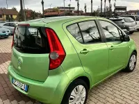 Usata Opel Agila 65 CV (47 kW) 2008 Verde Utilitaria