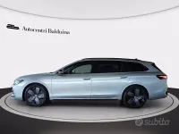 Nuova VW Passat R-line 150 CV (110 kW) 2025 Grigio Station wagon