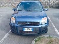 Usata Ford Fusion 80 CV (58 kW) 2006 Blu/azzurro Utilitaria