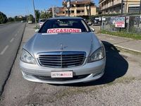 Usado Mercedes S320 Elegance 235 CV (172 kW) 2007 Plateado Berlina