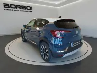 Usata Renault Captur Techno 94 CV (69 kW) 2023 Bic blu marine / tetto bianco SUV