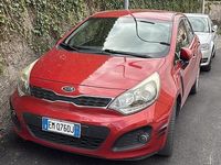 Usata Kia Rio 2012 Rosso Berlina