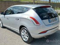 Usata Lancia Delta 105 CV (77 kW) 2014 Grigio Utilitaria