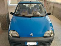 Usata Fiat 600 54 CV (39 kW) 2005 Blu Utilitaria
