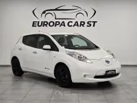 Używany Nissan Leaf Tekna 80 kW (109 KM) 2018 Biały Hatchback