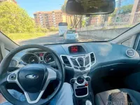 Usata Ford Fiesta 82 CV (60 kW) 2009 Blu Berlina