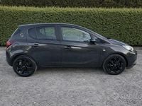 Usata Opel Corsa Cosmo 69 CV (50 kW) 2016 Grigio Utilitaria