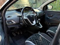 Usata Lancia Ypsilon Gold 69 CV (50 kW) 2016 Utilitaria