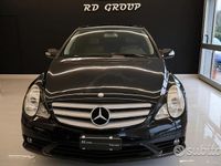 Usata Mercedes R320 Premium 224 CV (164 kW) 2007 Nero Monovolume