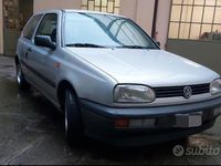 Usata VW Golf III 60 CV (44 kW) 1991 Grigio Utilitaria