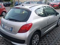 Käytetty Peugeot 207 68 HP (50 kW) 2008 Harmaa Sedan