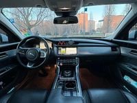 Usata Jaguar XF 2018 Bianco Berlina