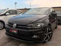 Usata VW Polo R-line 95 CV (69 kW) 2018 Nero Utilitaria