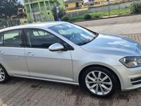 Usata VW Golf VII Highline 105 CV (77 kW) 2015 Berlina