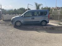 Usata Fiat Doblò 135 CV (99 kW) 2012 Grigio Monovolume