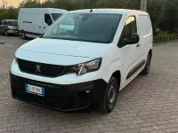 Usata Peugeot Partner 102 CV (75 kW) 2021 Bianco Monovolume