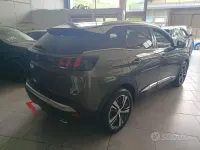 Usata Peugeot 3008 GT-line 131 CV (96 kW) 2019 Grigio SUV