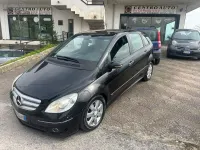 Usata Mercedes B200 140 CV (102 kW) 2007 Nero Monovolume