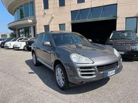 Usata Porsche Cayenne 290 CV (213 kW) 2008 Grigio SUV