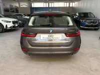 Usata BMW 318 Advantage 150 CV (110 kW) 2022 Mineralgrau metallic Station wagon
