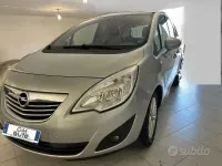 Usata Opel Meriva Cosmo 120 CV (88 kW) 2015 Grigio Monovolume