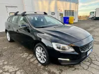 Usata Volvo V60 120 CV (88 kW) 2015 Nero Station wagon