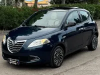 Usata Lancia Ypsilon 69 CV (50 kW) 2015 Bluazzurro Utilitaria