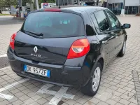 Usata Renault Clio II Dynamique 75 CV (55 kW) 2007 Nero Utilitaria