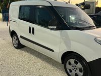 Usata Fiat Doblò Lounge 105 CV (77 kW) 2011 Bianco Monovolume
