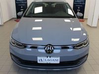 Usata VW Golf VIII Life 116 CV (85 kW) 2024 Grigio Berlina