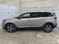 Usata Peugeot 5008 Allure 131 CV (96 kW) 2024 Grigio SUV