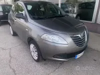 Usata Lancia Ypsilon Silver 80 CV (58 kW) 2013 Grigio Utilitaria