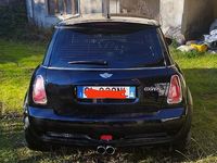 Usata Mini Cooper S 170 CV (125 kW) 2004 Nero Utilitaria
