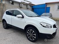 Usata Nissan Qashqai Tekna 130 CV (95 kW) 2012 Bianco SUV