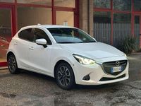 Usata Mazda 2 Evolve 105 CV (77 kW) 2018 Bianco Berlina